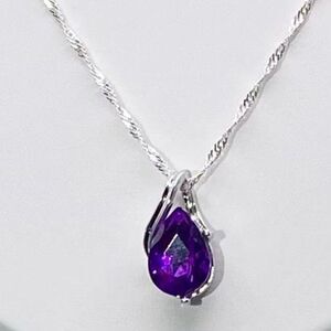 AVX Zircon Pendant & Sterling 925 SilvervChain